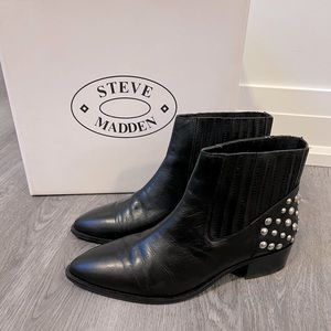 Steve Madden Evvitta Leather Boots